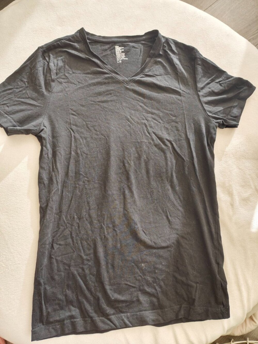 H&M Men's Black Basic V-Neck T-Shirt Fine Cotton Stretch | Size S